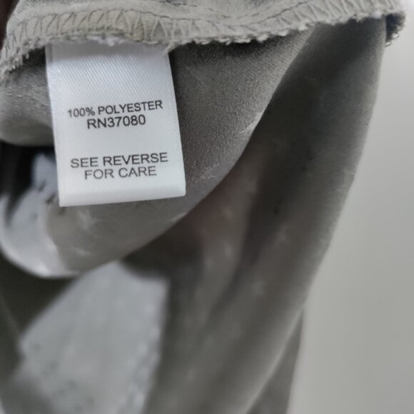 Cato Women's Gray On‎ Gray Star Print Long Sleeve Blouse Plus Size 18/20 - Picture 5 of 10